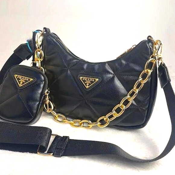 Re edition New Black Gold purse 2 way hand crossbody with pouch - Picture 1 of 11